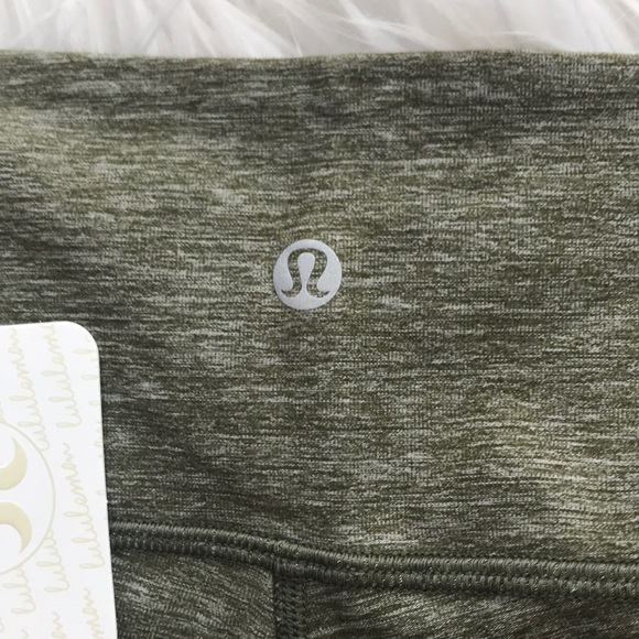 NEW • Lululemon • Wunder Under Pant Fatigue Green - Picture 6 of 8